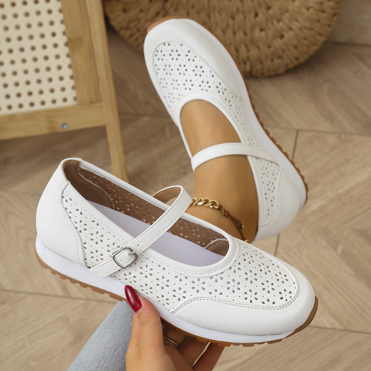 Damskie perforowane sneakersy  – Women Shoes Us To Eu recenzja i cena