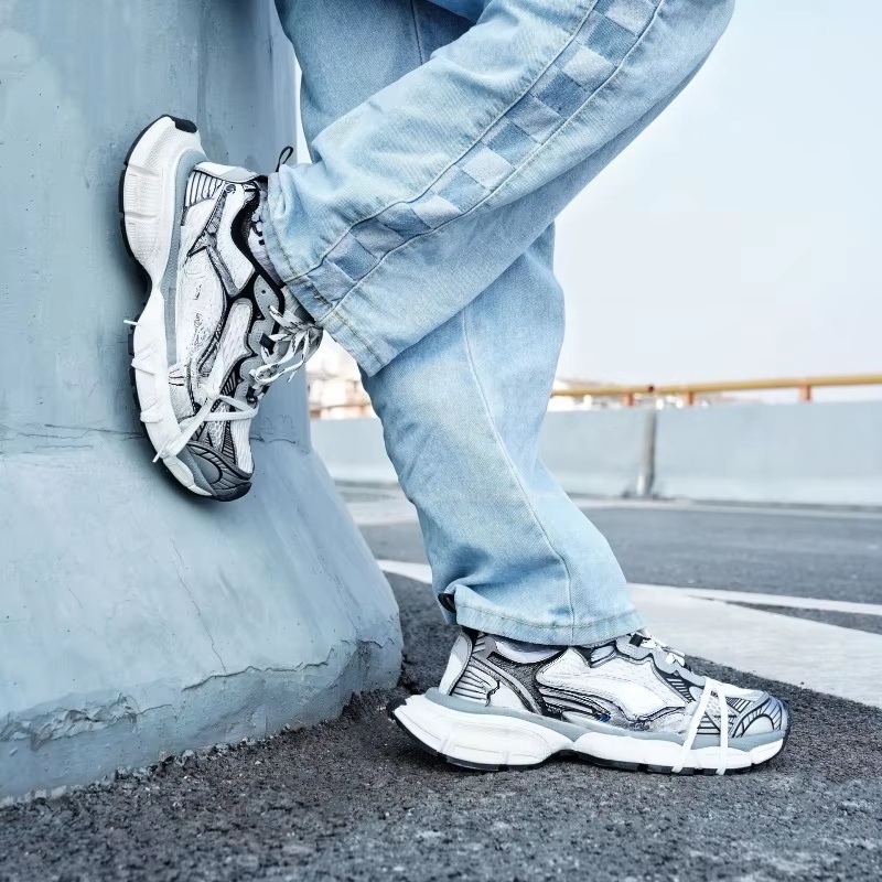Nowe buty na grubej podeszwie  – Women'S Shoes Paris recenzja i cena