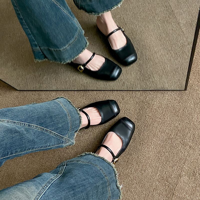 Mule damskie z zakrytymi palca – Slip On Mule Flat recenzja i cena