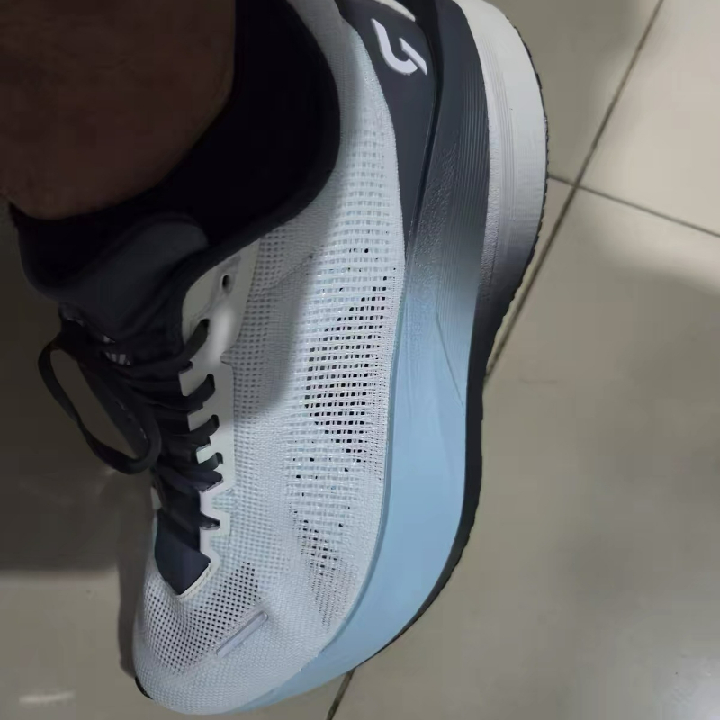 Buty do biegania DYNAFISH Xiao – Women'S Shoes Vs Men'S Size recenzja i cena