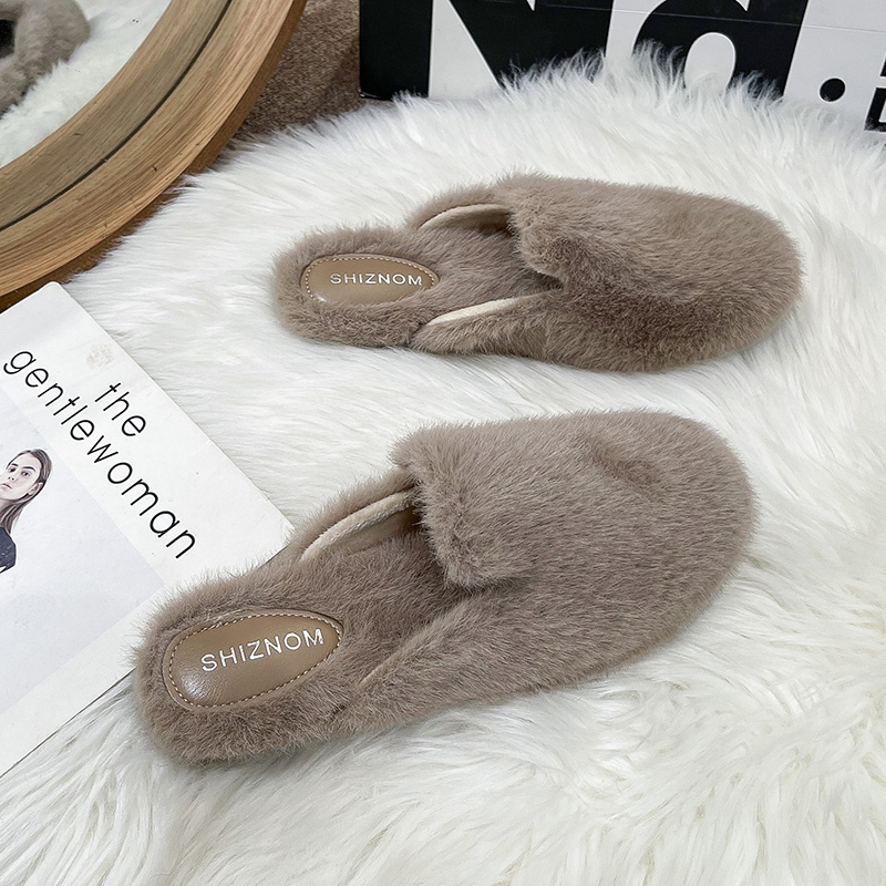 Okrągłe Kapcie z Puszystym Fut – Slip On Mule Flat recenzja i cena