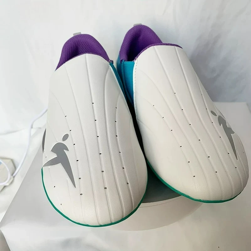 Klasyczne buty do sztuk walki  – Women'S Shoes Vs Men'S Size recenzja i cena